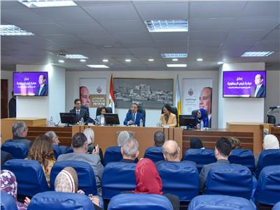 محافظ الإسكندرية يتابع مبادرة «الألف يوم الذهبية» لتنمية الأسرة المصرية