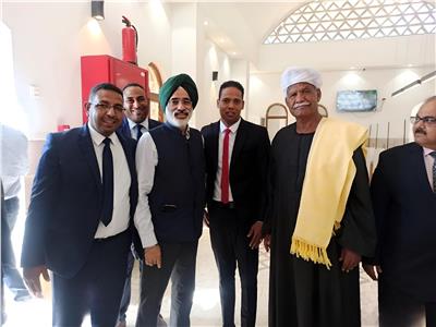 سفير الهند بالقاهرة خلال زيارته لمكتب بريد فارس بأسوان 