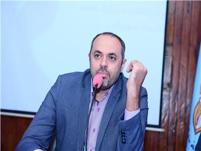 الدكتور حسان النعماني رئيس الجامعة