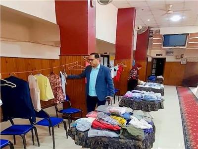 توزيع 5 آلاف قطعة ملابس بكفر الشيخ خلال مبادرة " لبسك لغيرك "‎