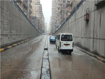 أمطار غزيرة تضرب الإسكندرية| صور