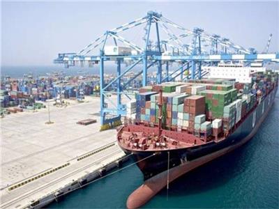 تداول 135 ألف طن بضائع استراتيجية بميناء الإسكندرية