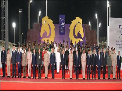 الرئيس عبد الفتاح السيسي اثناء افتتاح البطولة العربية العسكرية للفروسية 