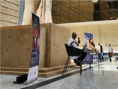 سيد رجب خلال فعاليات الماستر كلاس في مهرجان الإسكندرية للفيلم القصير