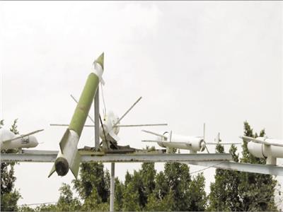 مجسمات لطائرات مسيرة وصواريخ حوثية فى صنعاء