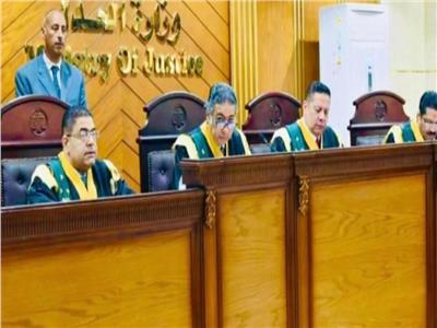 هيئة المحكمة برئاسة المستشار سامح عبد الحكم 