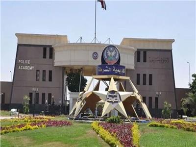 بكلية التدريب والتنمية ..أكاديمية الشرطة تختتم الدورة التدريبية الثالثة عشرة