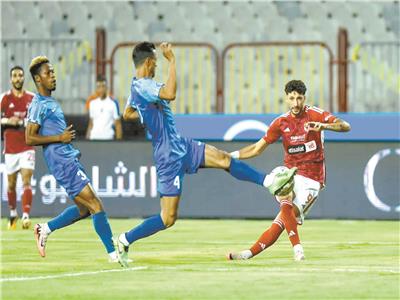 الأهلى يرتب أولويات الميركاتو ويبحث عن مدافع ومهاجم