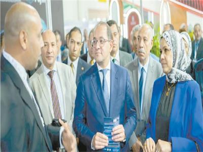 تنفيذ حزمة التسهيلات الضريبية.. 20 إجراءً لدعم الممولين وتحسين قنوات التواصل