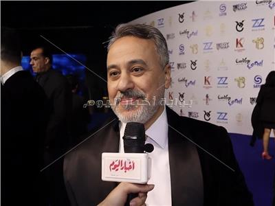 الفنان إيهاب فهمي زوجته