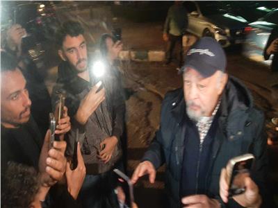 وصول سامي مغاوري جنازة الراحل نبيل الحلفاوي بمسجد الشرطة