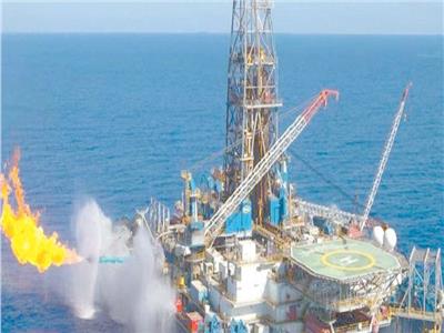 «البترول».. حفر 77 بئرا جديدة وزيادة الاستثمارات الأجنبية خلال عام 2024   