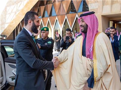 الأمير محمد بن سلمان يستقبل أحمد الشرع