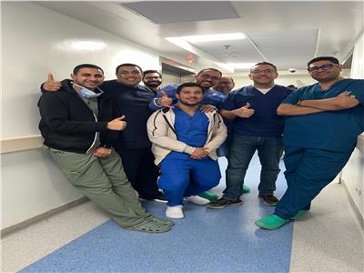 الفريق الطبي