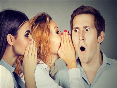 الفرق بين ثرثرة الرجال والنساء!