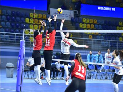 سيدات طائرة الزمالك