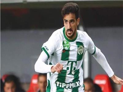 الأهلي يكثف مفاوضاته لضم «بن رمضان».. واهتمام الزمالك وبيراميدز باللاعب