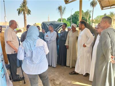 حملات توعوية لأصحاب عربات الحنطور بالأقصر