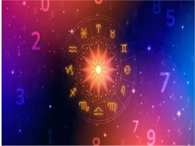 توقعات الأبراج لشهر مارس 2025
