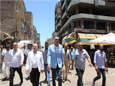 محافظ أسوان يتفقد شارع بور سعيد بكوم أمبو