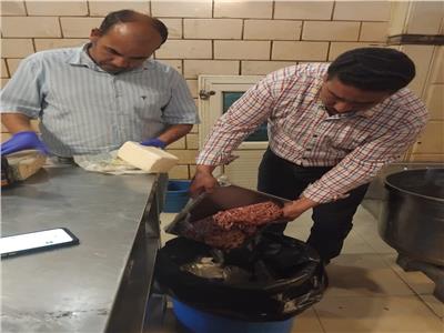حملات رقابية مفاجئة على المطاعم والمحال التجارية