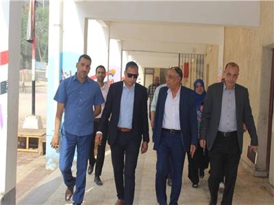 جولة مدير تعليم الجيزة بمدارس ادارتي الحوامدية وابو النمرس