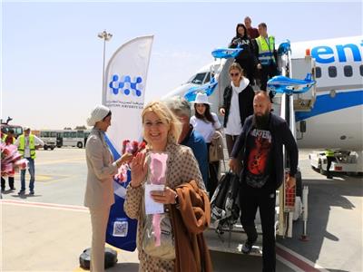 استمرار تدفق السياحة الخارجية لمطار مرسى مطروح الدولي 