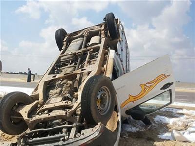 حادث انقلاب سيارة ربع نقل