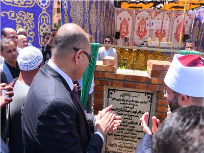 وزيراالعمل و الاوقاف يضعان حجر الأساس لبناء مسجد برأس غارب