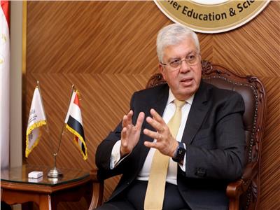 د. أيمن عاشور