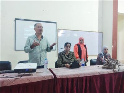 جامعة القناة ندوة توعوية حول استراتيجيات وطرق التدريس الحديثة