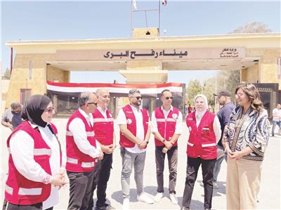 أبرز 3 مسئولين يشرفون على دخول المساعدات للقطاع: المعبر لم يغلق أبدا