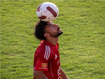 الأهلي يطالب وليد صلاح الدين بسرعة حسم ملف تجديد عقد «عبدالقادر»