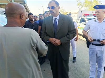 محافظ سوهاج يتفقد موقف سوهاج الجديدة وموقف جامعة سوهاج الجديدة