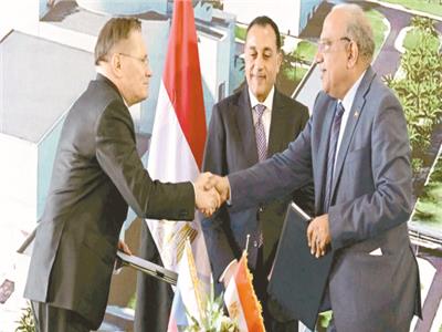 الحـلـم النــووي المصـــــــــــري يـــــرى النـــــور