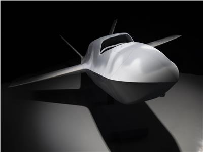 نموذج الطائرة YFQ-42A يعلن عصرًا جديدًا للطائرات القتالية التعاونية