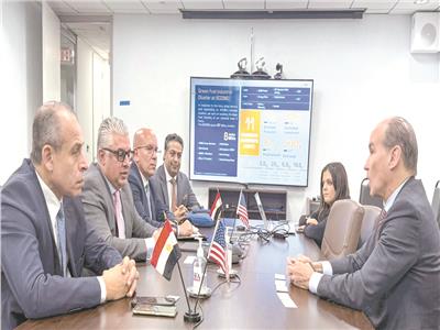 رئيس اقتصادية قناة السويس يلتقى قيادات شركات التكنولوجيا والطاقة الأمريكية