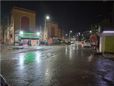 سقوط أمطار خفيفة في مناطق متفرقة بالسويس