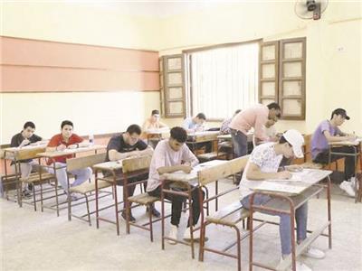 الغش الإلكترونى وجروبات «الدارك ويب» لبيع الأسئلة.. الأبرز