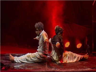 الشفق يضيء مسرح عُمان.. انتهاء الدورة الأولى من مهرجان الشفق التجريبي