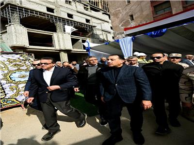 رئيس الوزراء يتفقد مستجدات أعمال تطوير مستشفى "أم المصريين العام" بالجيزة