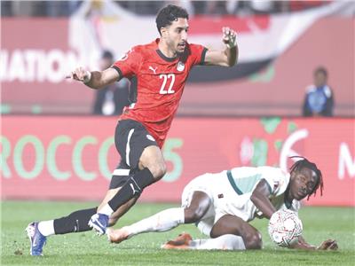 التاريخ يشهد نجوم العالم «أبطال من ورق» أمام الفراعنة