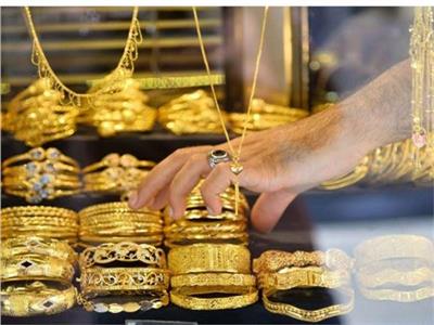 الخبراء يُحذرون بعد سقوط عصابة غش المعدن الأصفر: لا تشتروا الذهب من مواقع التواصل