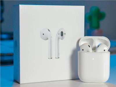طرق توصيل «سماعات AirPods» الخاصة بالآبل  بمختلف الأجهزة الذكية