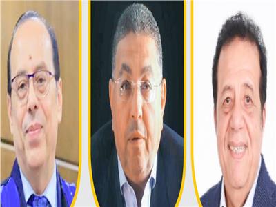 د. عاطف عبداللطيف و وليد البطوطى و د. حسام هزاع