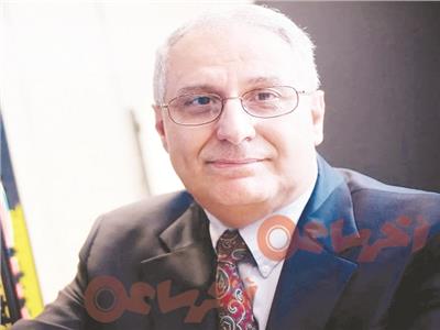 العالم المصري رضا المنقبادي: حوّلت «السيارة الطائرة» من فكرة مستحيلة إلى واقع| حوار