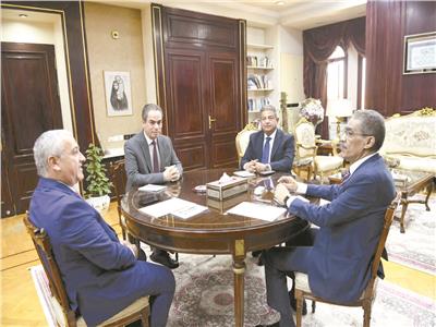 اجتماع وزير الإعلام مع قيادات المنظومة الإعلامية