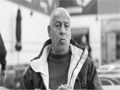 مصطفى رياض وفهمى عمر l ودعاً فارس الكرة المصرية.. وأيقونة الإعلام الرياضى