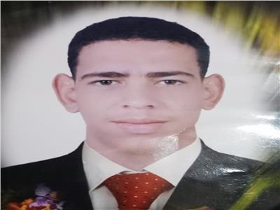 بسبب إدمانه الآيس والشابو .. قتل شابًا ودفنه بأرضية غرفته لسرقته