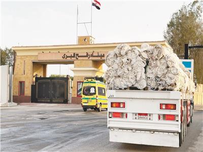 الهلال الأحمر يرسل مساعدات جديدة للقطاع